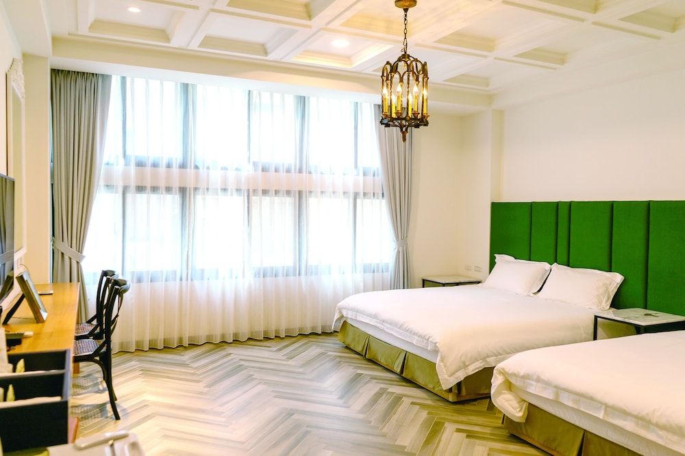 Deluxe Quadruple Room (2A) - Photo 1