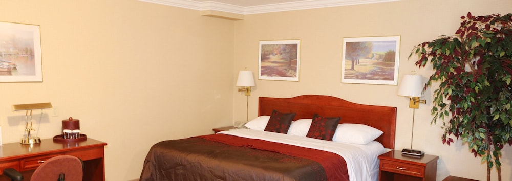 Honeymoon Suite (Master) photo 2
