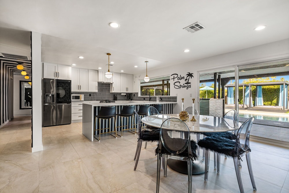 The Ritz - Luxury Home With Pool Speakeasy Bar, Billede 80