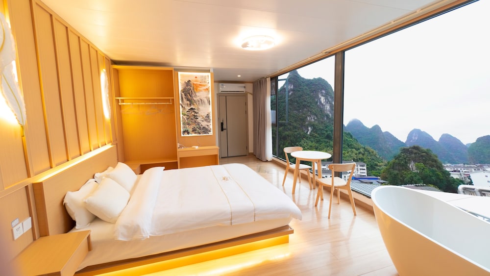 Panoramic Double Room, City View photo 1