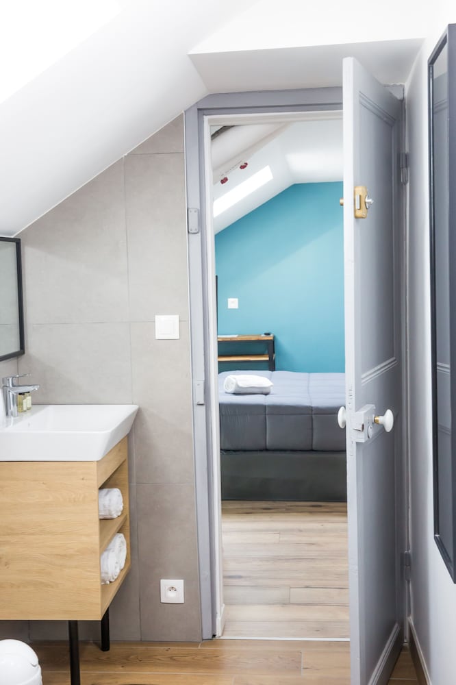 Standard Double Room photo 3