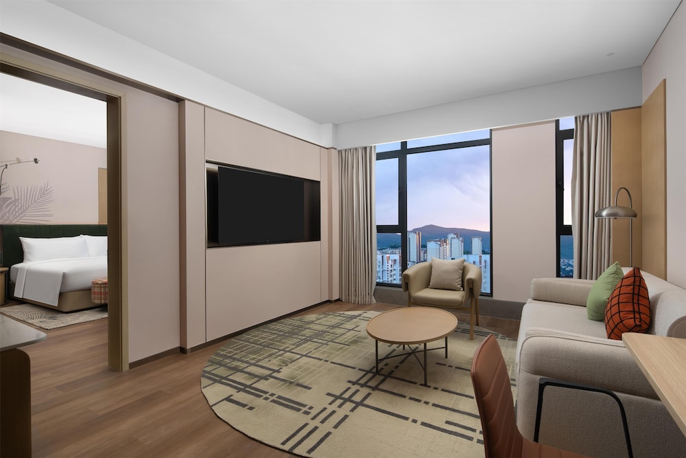 Deluxe Suite, 1 King Bed