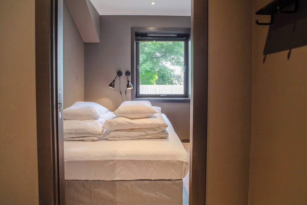 Basic Twin Room photo 1