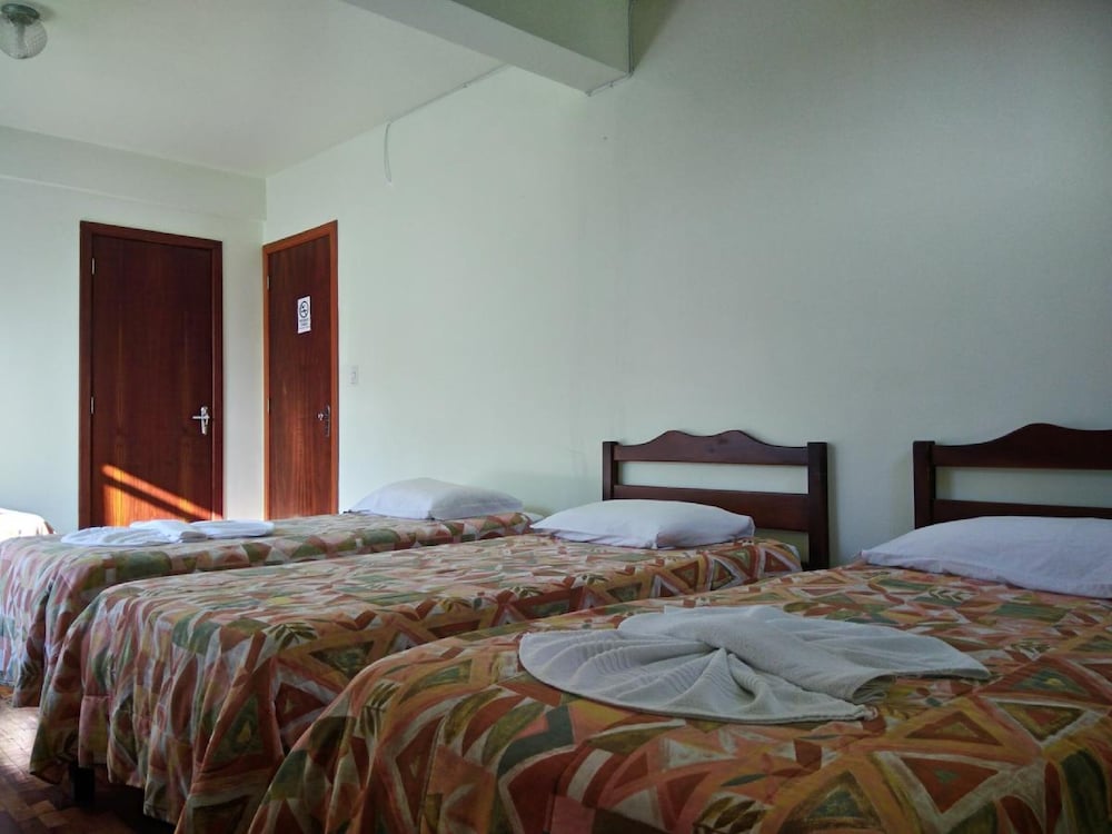 Triple Room, 3 Twin Beds photo 1