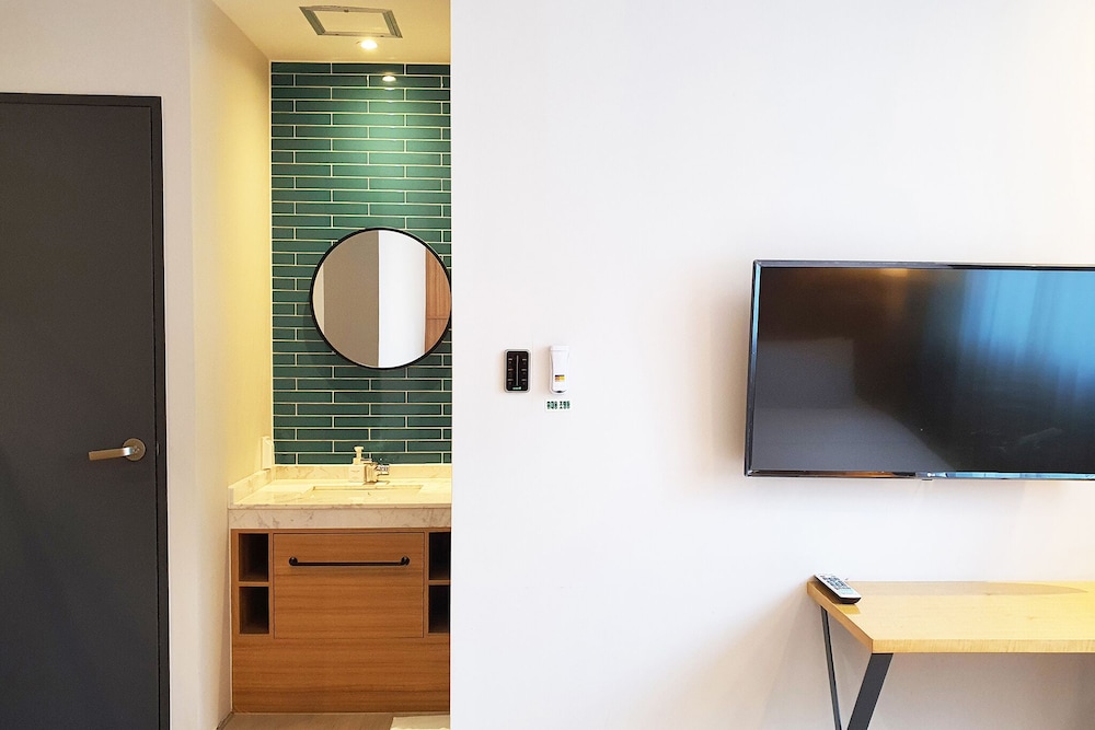 Suite (Double) - Photo 7