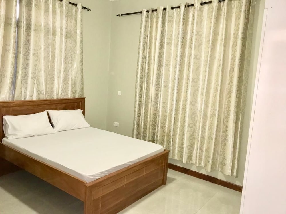 Apartment, Balcony (1 Double and 2 Twin Beds) photo 1