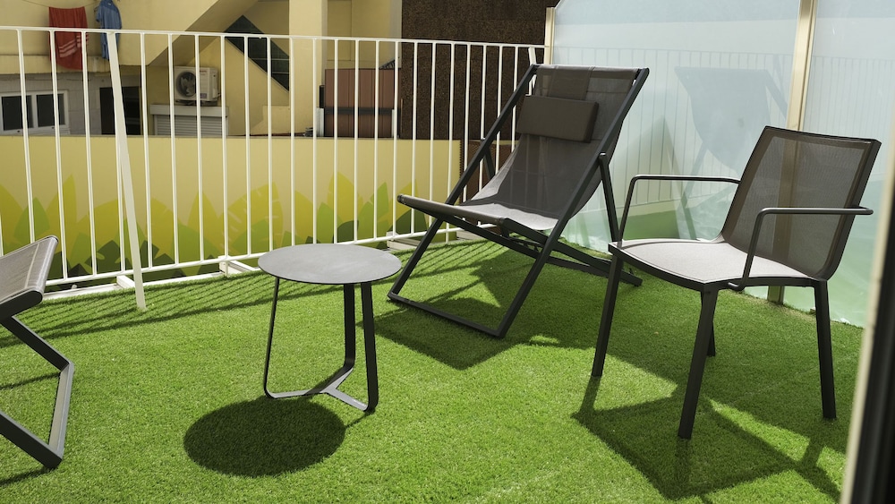 The Leaf Boutique Hotel - Photo 42