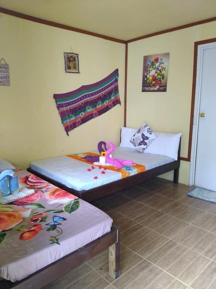 Standard Double Room, Private Bathroom - Photo 18