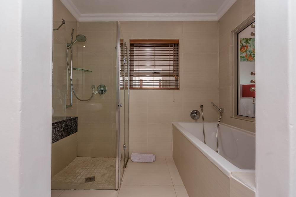 Standard Room - Photo 4