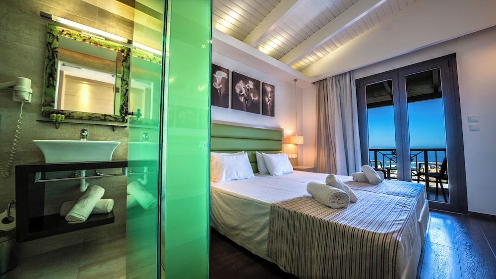 Standard Room with Panoramic Sea View