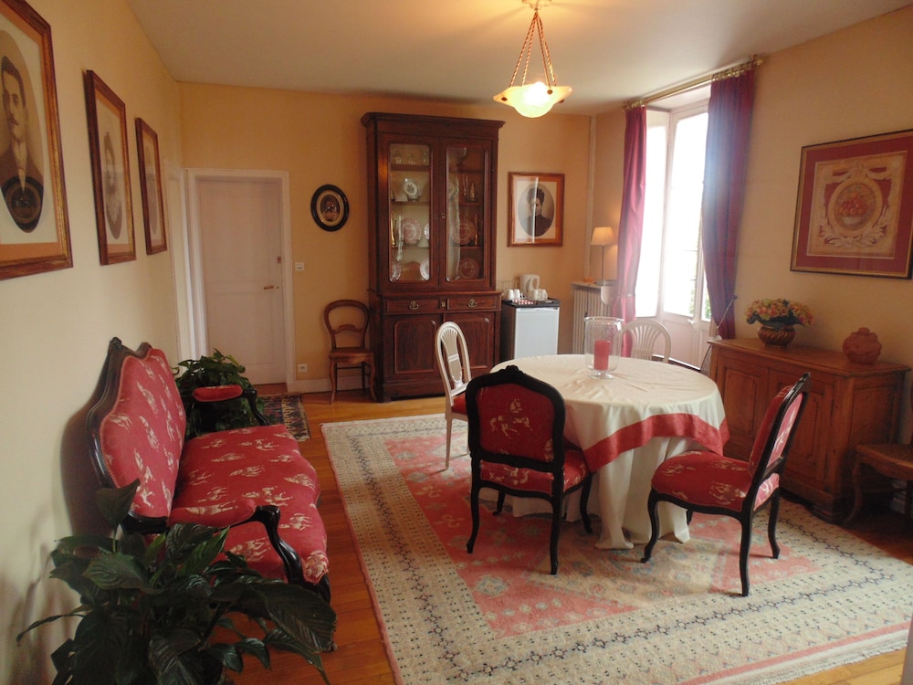 Standard Double or Twin Room photo 2