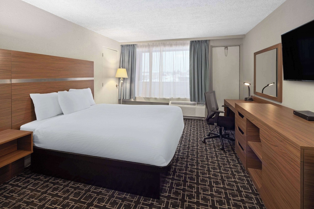 Room, 1 Queen Bed, Non Smoking - Photo 1