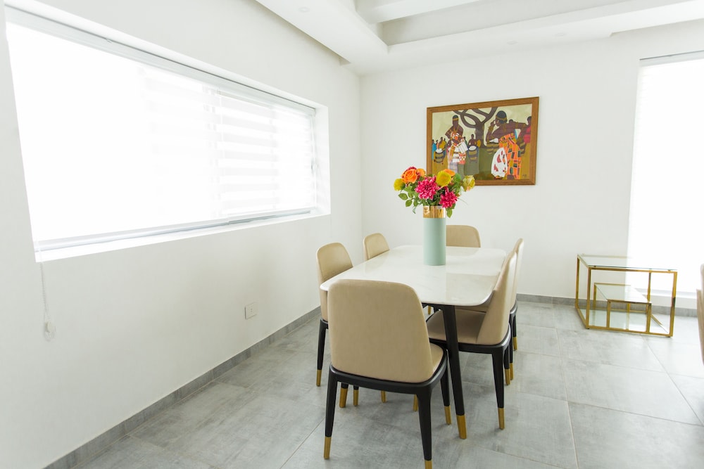 Exclusive Apartment, 2 Bedrooms, Ensuite - Photo 16