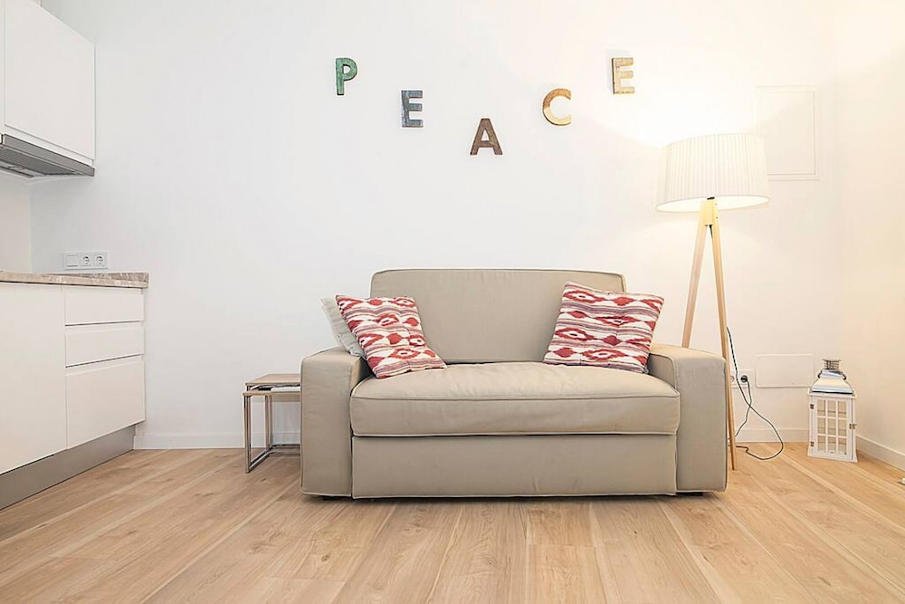 Apartment photo 3