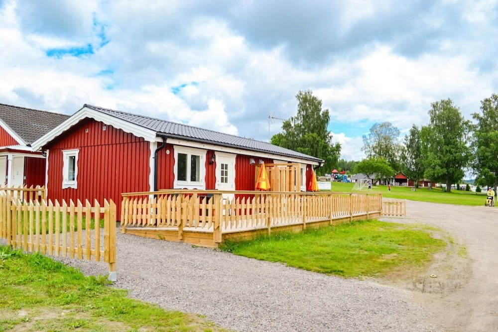 Basic Cabin