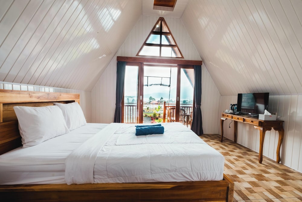 Deluxe Room - Photo 1