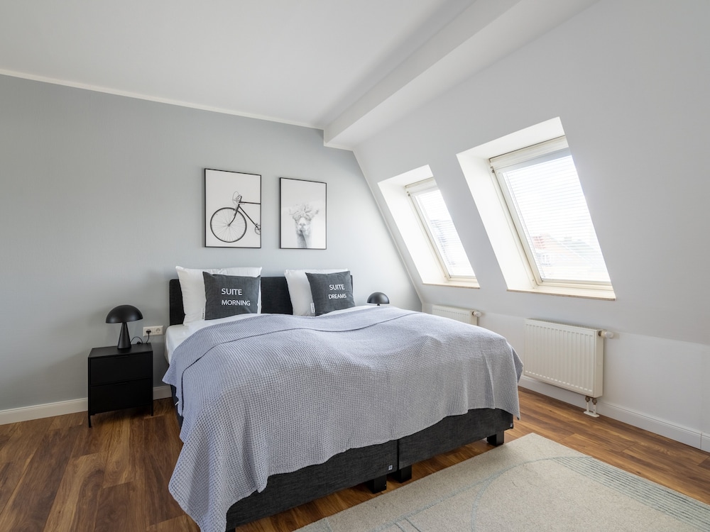 One-bedroom Duplex Suite XXL with balcony photo 3