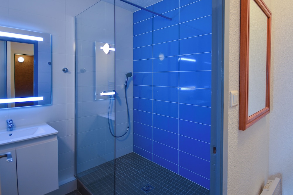 Appartement 1 Pièce 2 Personnes 1 bébé Terrasse photo 3