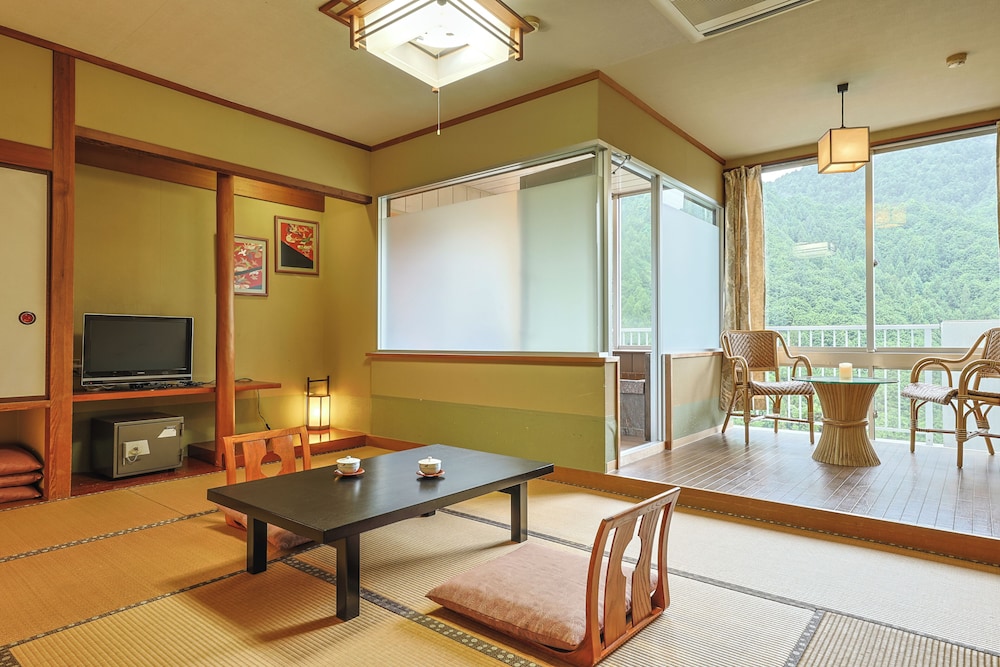 Japanese-Style Quadruple Room, Non-Smoking Japanese-Style Room with View Bath and ReFa Amenities photo 2