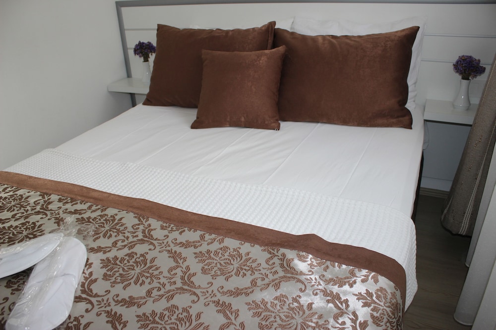 Standard Double Room photo 3