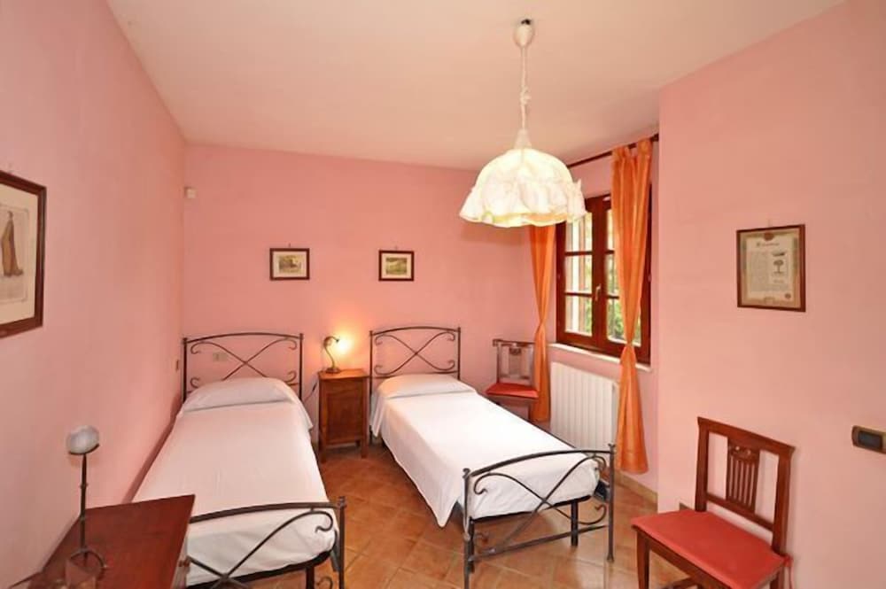 Villa, 3 Bedrooms (Via Valle Figliola 38A) photo 1
