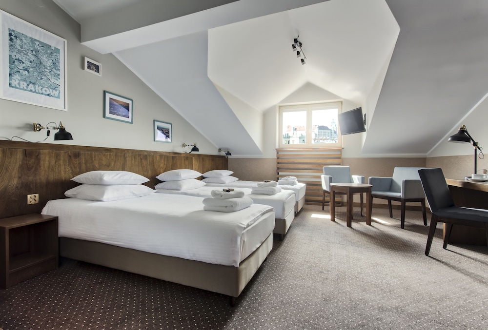 Classic Triple Room - Photo 4