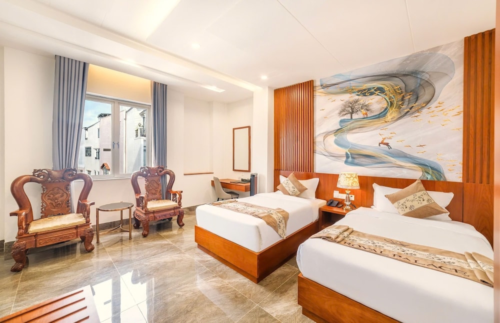 Luxury Double or Twin Room, City View