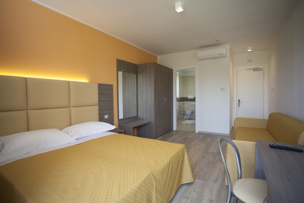 Double Room, Balcony photo 3