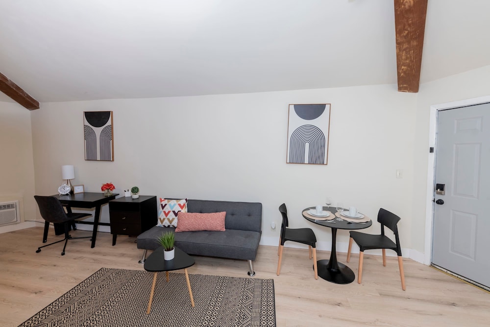 Apartment, Accessible photo 2