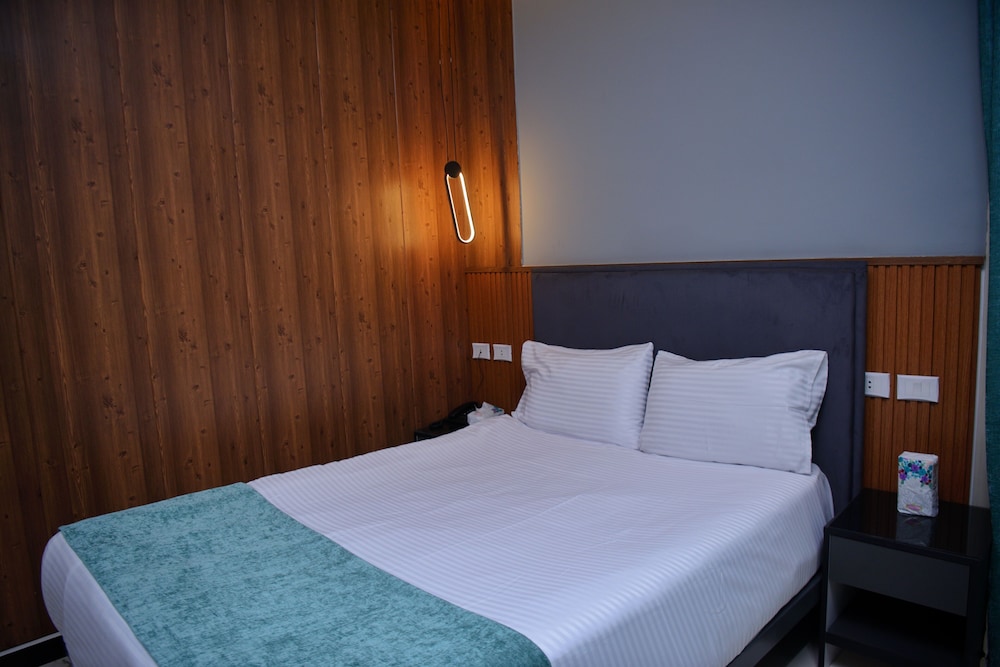 Deluxe Double Room - Photo 6