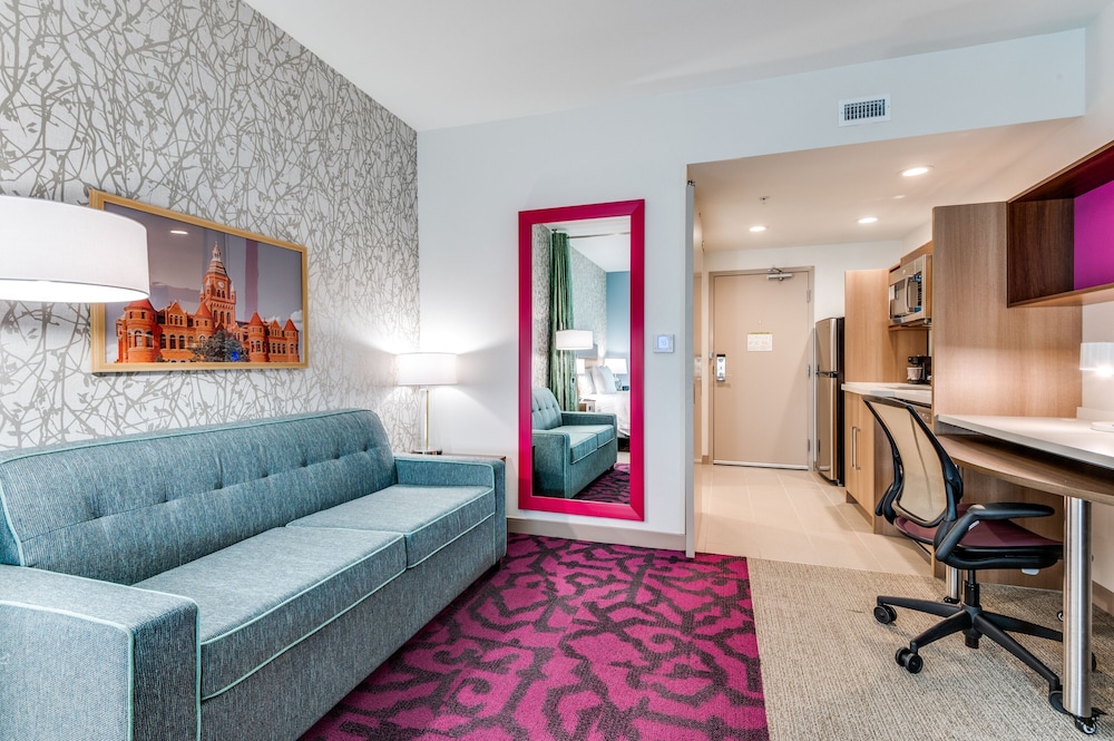 Studio Suite, 1 King Bed photo 3