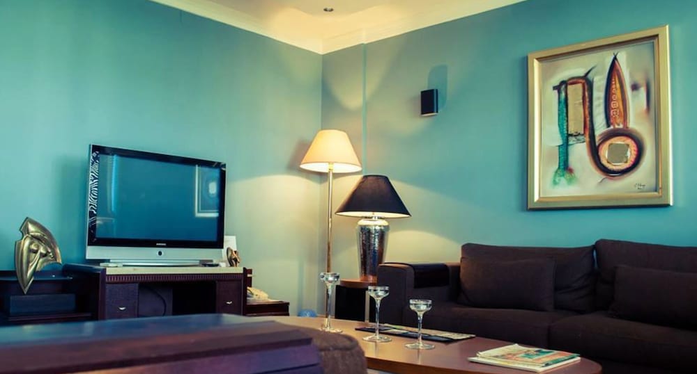 Presidential Suite, 2 Bedrooms, Kitchenette photo 2