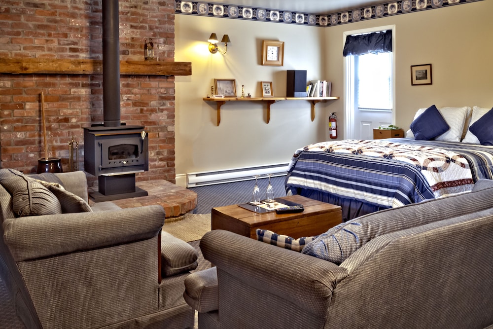 Apartment (Carriage House) photo 2