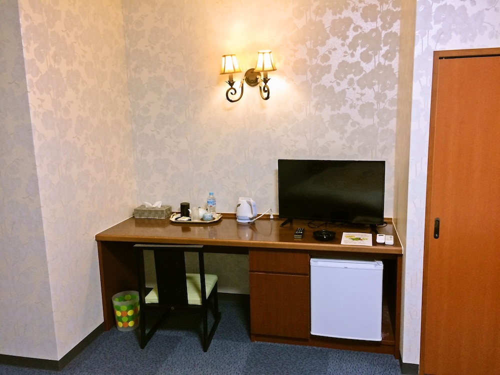 Twin Room - Photo 4