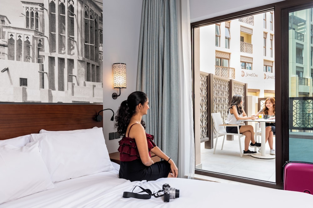 Superior Room, 1 Queen Bed, Park View photo 2