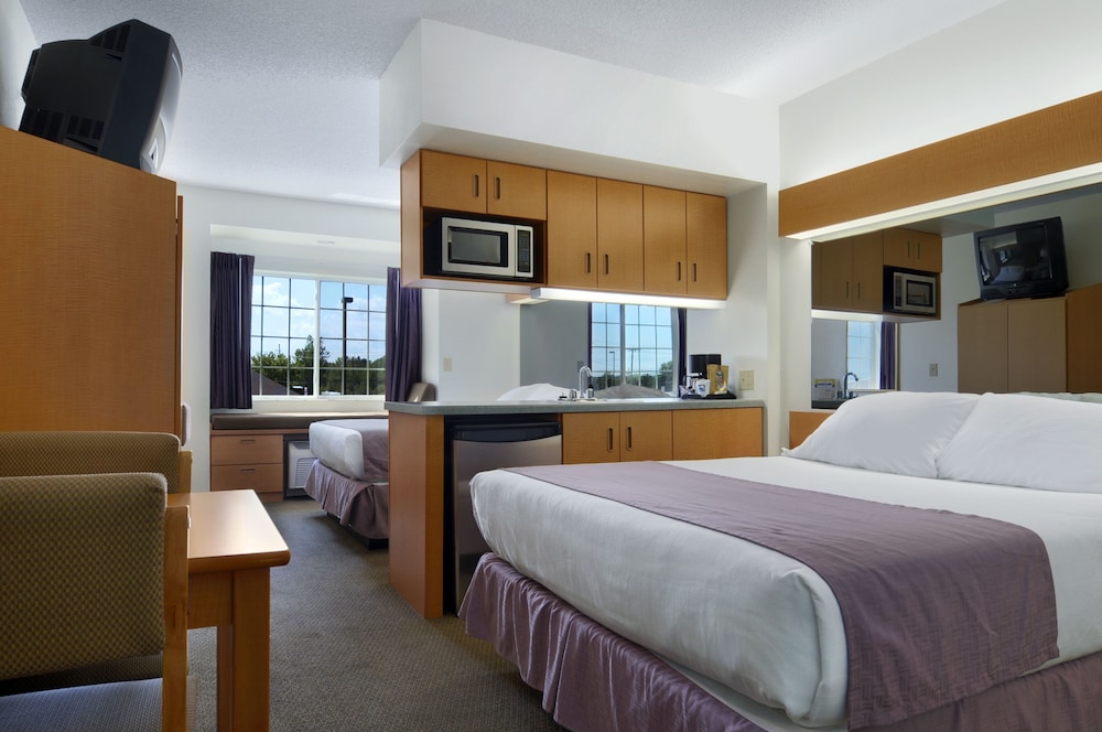 Studio Suite, 2 Queen Beds, Non Smoking - Photo 1
