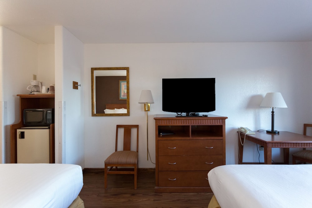Standard Double Room - Photo 2