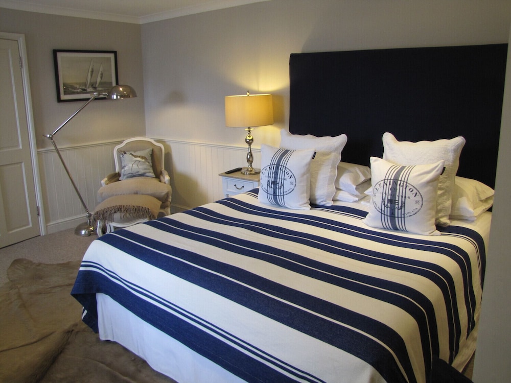 Deluxe Room (Cape Cornwall ) photo 3