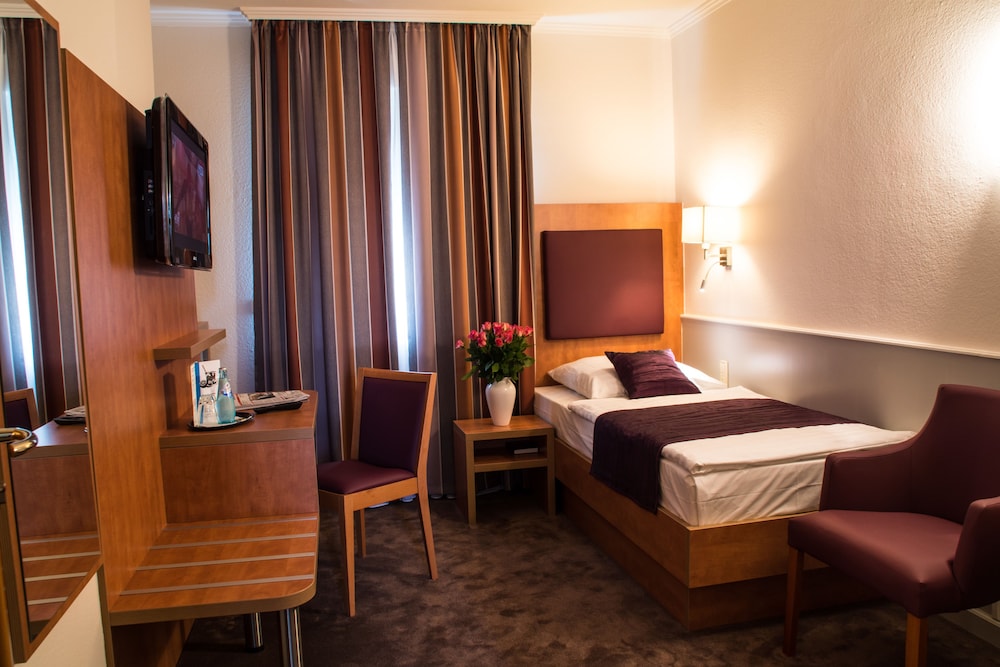 Single Room photo 1