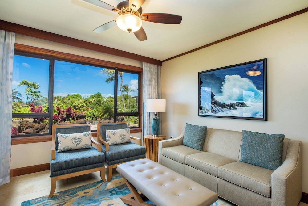 Villa, 1 Bedroom, Kitchen (Island View) thumbnail 5