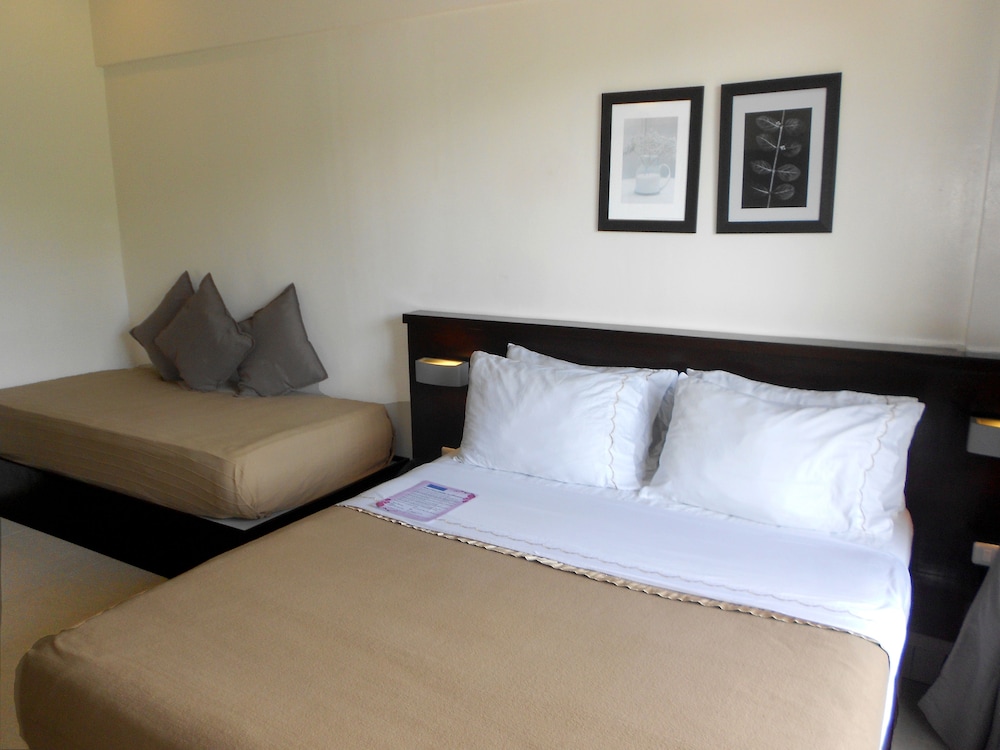 Premier Hi-Floor Room - Photo 8