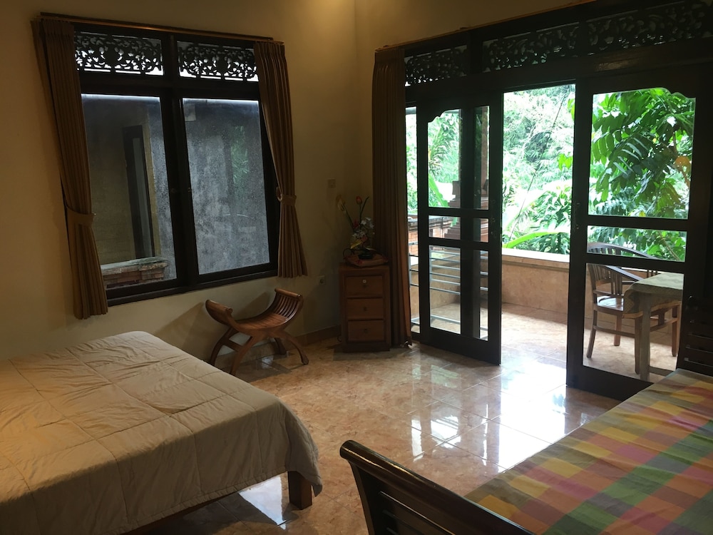 Deluxe Room - Photo 16
