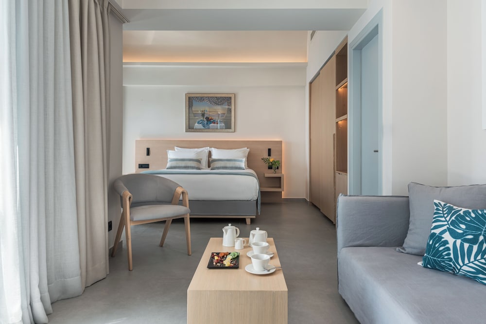 Aeifos Master Suite - Photo 3