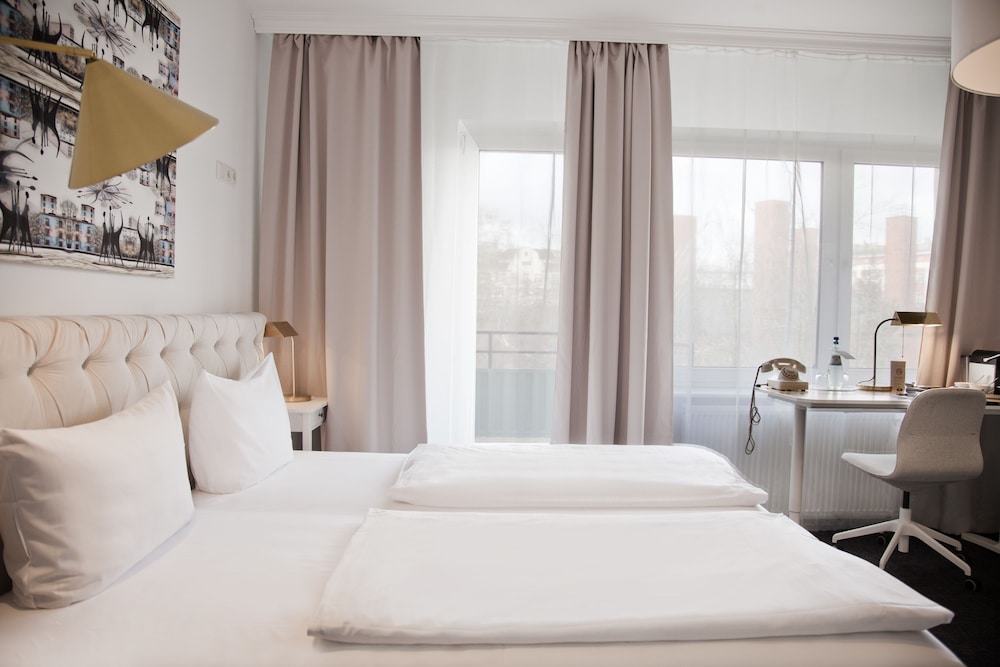 Comfort Double Room, Balcony - Photo 14