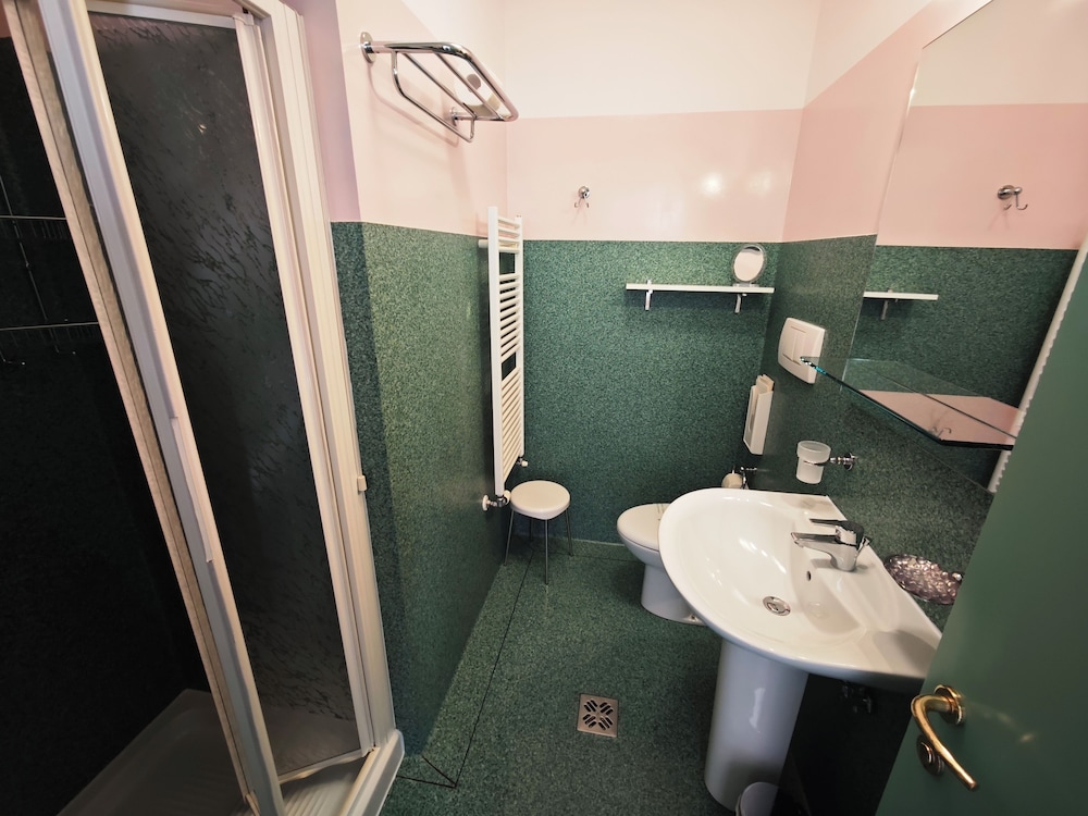 Double or Twin Room photo 2