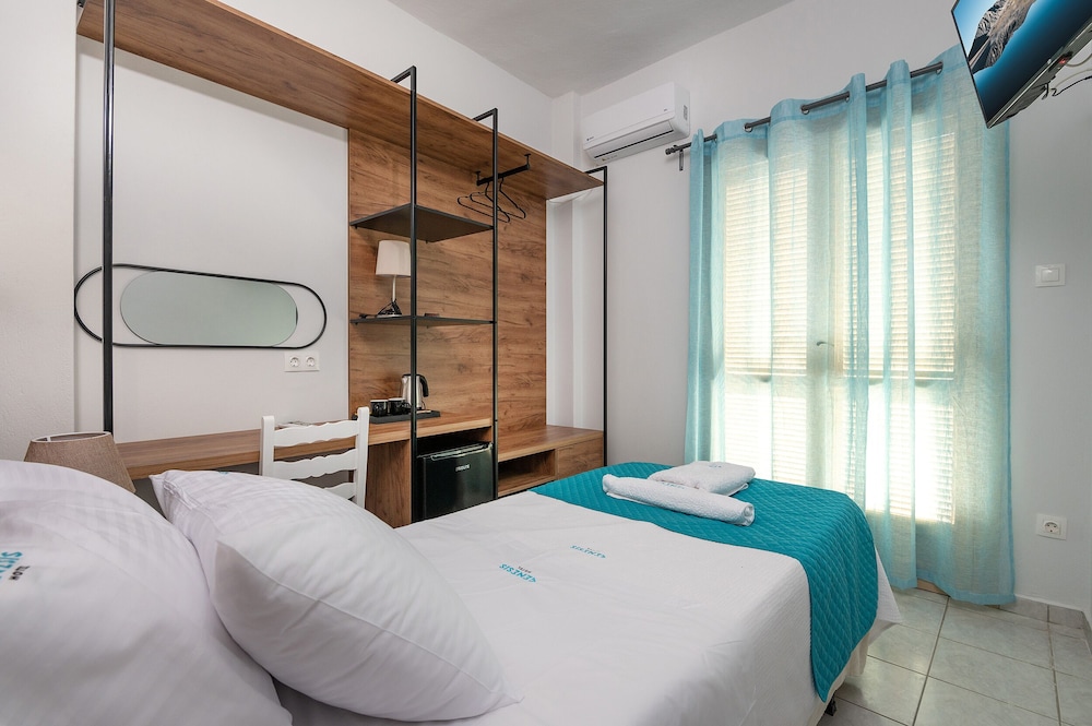 Basic Single Room, Partial Ocean View photo 1