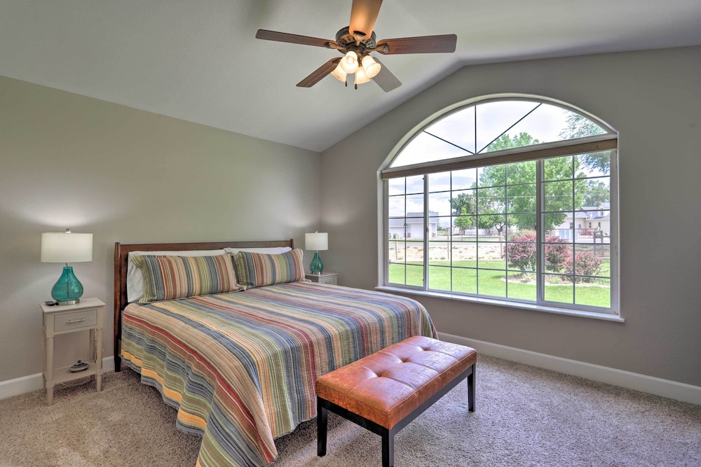 House (4 Bedrooms) photo 2