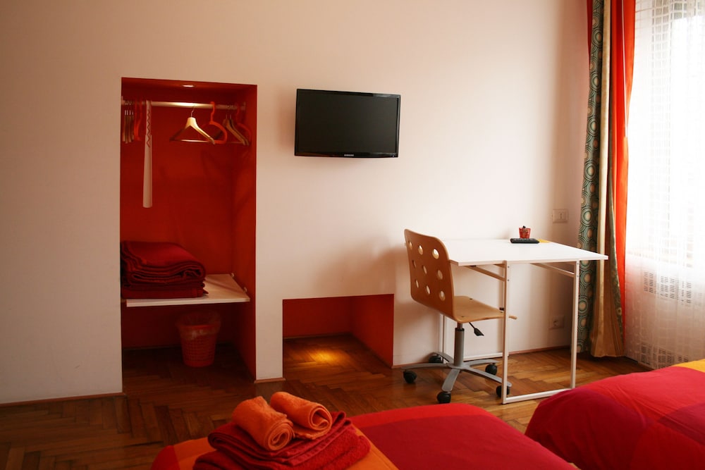 Room photo 3
