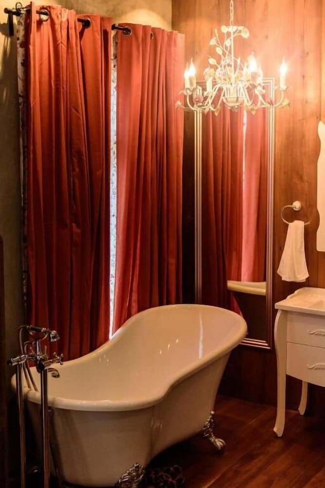 Junior Suite, Non Smoking, River View photo 2
