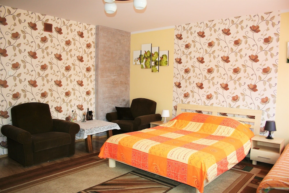 Family Apartment photo 1